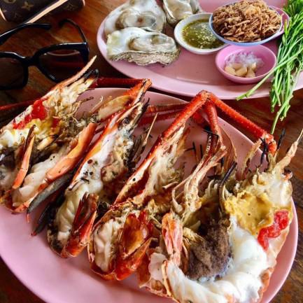 Read more about the article ร้านอาหารเคียงเล